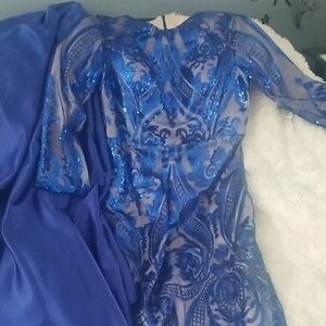 Stunning Blue Sequin Long Sleeve Dress With Or Without Train